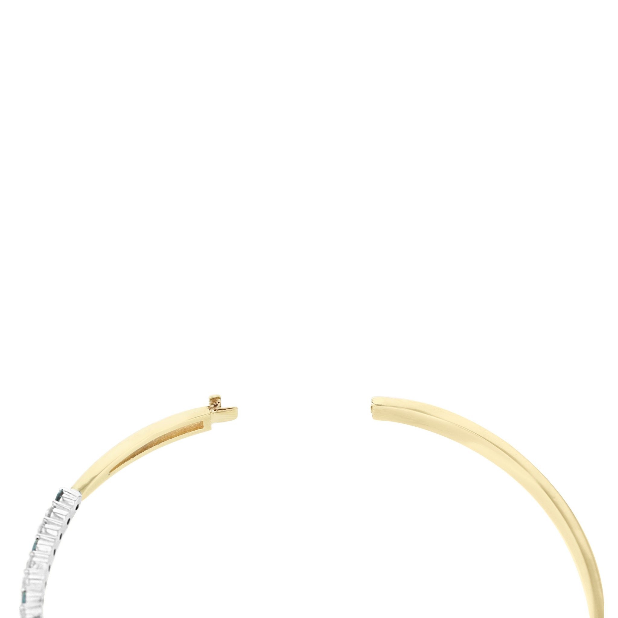 14K White & Yellow Gold, Fine Brazilian Alexandrite 0.62cts & Diamond 0.87cts TDW (SI1-VS, G-H) Bangle