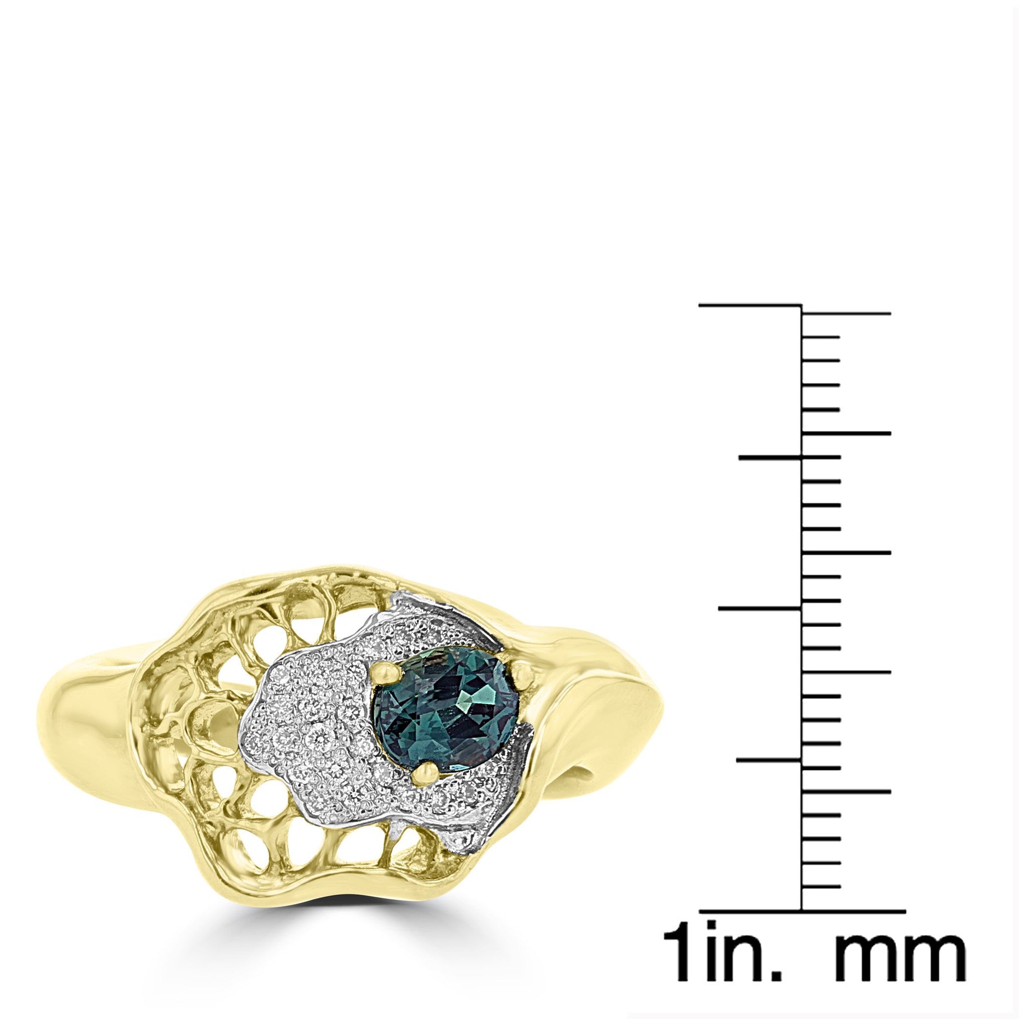 18K Yellow Gold, Brazilian Alexandrite 0.55cts & Diamond 0.12cts TDW (SI1-VS, G-H) Ring by La Vita Vital