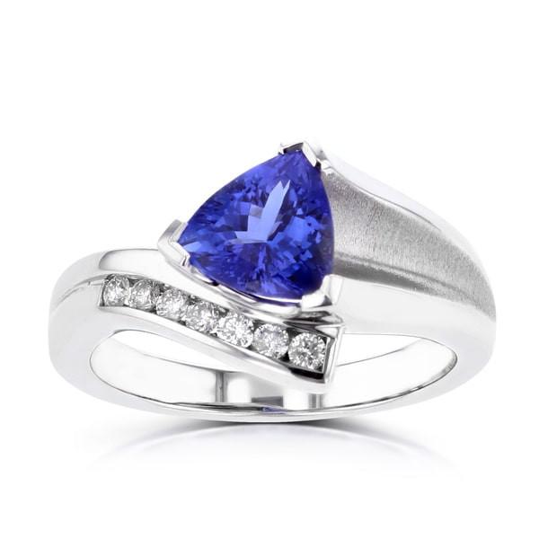 18K White Gold Trillion Tanzanite 2.17cts and Diamond 0.24ct TDW (SI1-VS, G-H) Ring