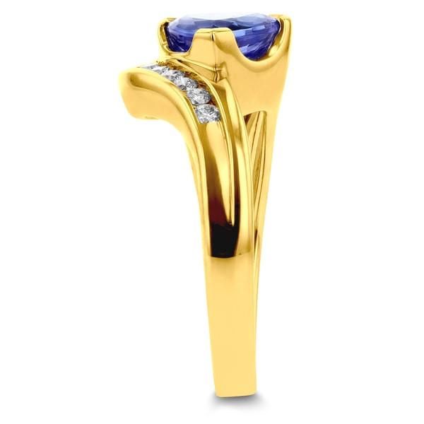 18K Yellow Gold Trillion Tanzanite 2.17cts and Diamond 0.24ct TDW (SI1-VS, G-H) Ring